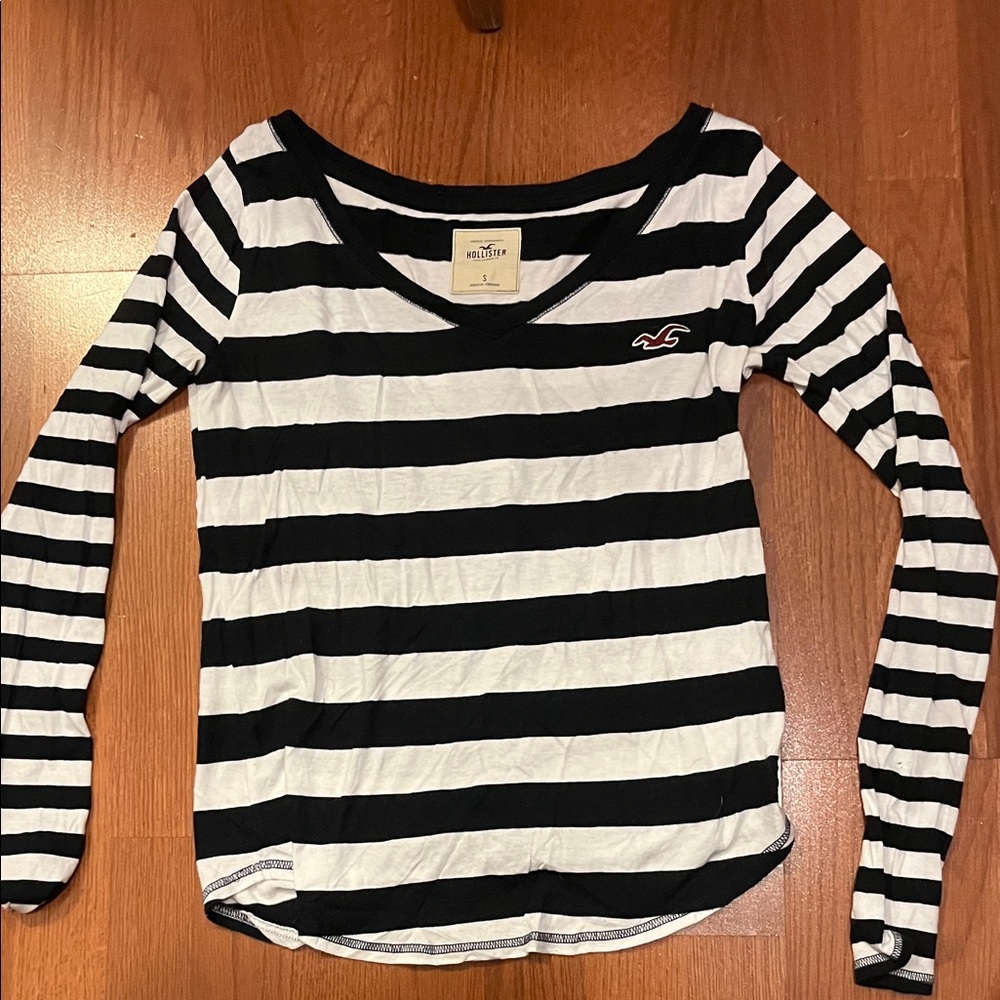 Hollister Blue and White Striped Long Sleeve Tee